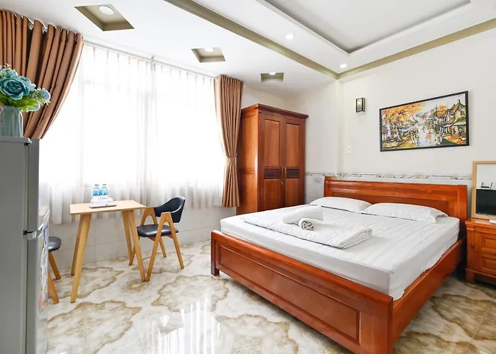 Huyen House