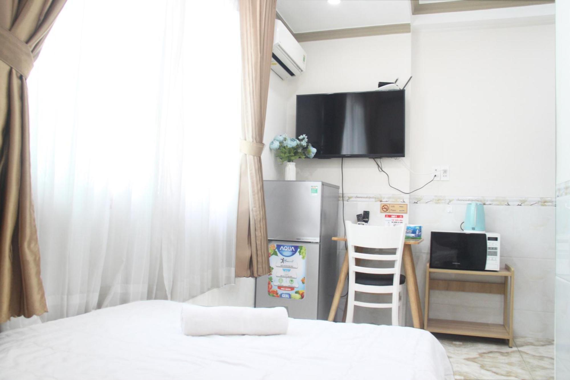 Huyen House